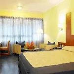 Abhishek Hotel