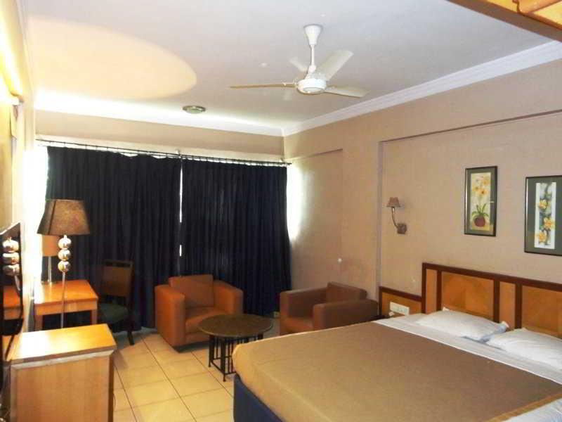 Abhishek Hotel